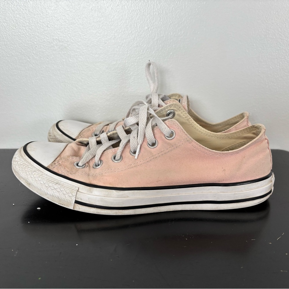 Converse All Star Chuck Taylor Low Top Canvas Shoes Mens 8 Womens 10 Pink FLAWS - Picture 3 of 15